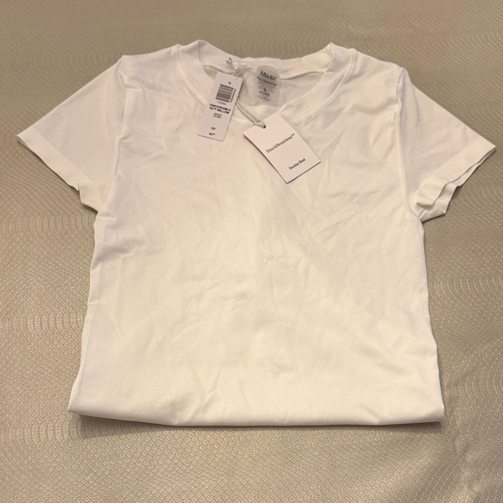 Aritzia White Short Sleeve bodysuit Tee - Picture 7 of 7